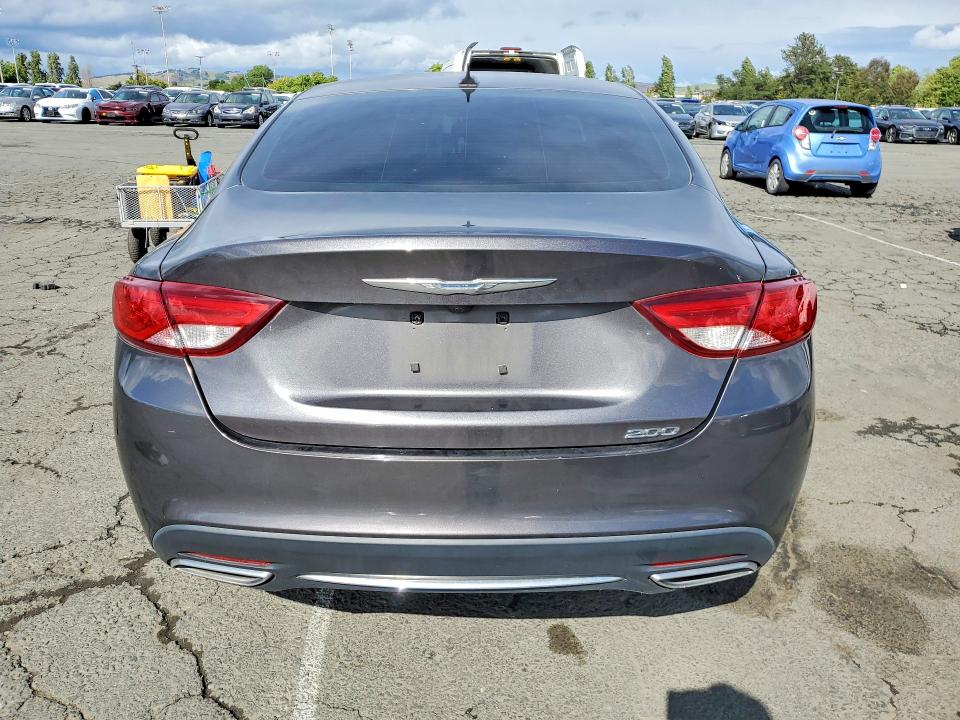 Продажа на аукционе авто 2015 Chrysler 200, vin: 1C3CCCAG2FN760464, номер лота: 50684126