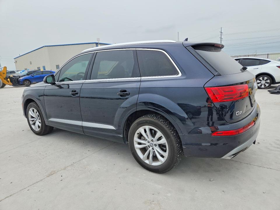 Продажа на аукционе авто 2017 Audi Q7, vin: WA1LHAF73HD051264, номер лота: 49571606