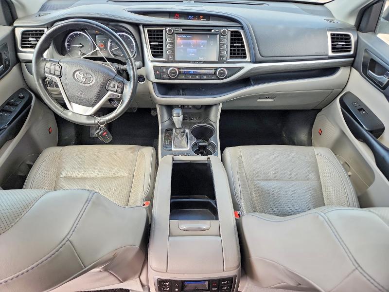 Продажа на аукционе авто 2019 Toyota Highlander, vin: 5TDDZRFH0KS743671, номер лота: 50553406