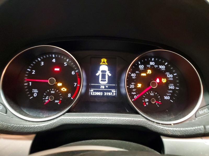 49055886 :رقم المزاد ، 1VWAT7A33HC015810 vin ، 2017 Volkswagen Passat مزاد بيع