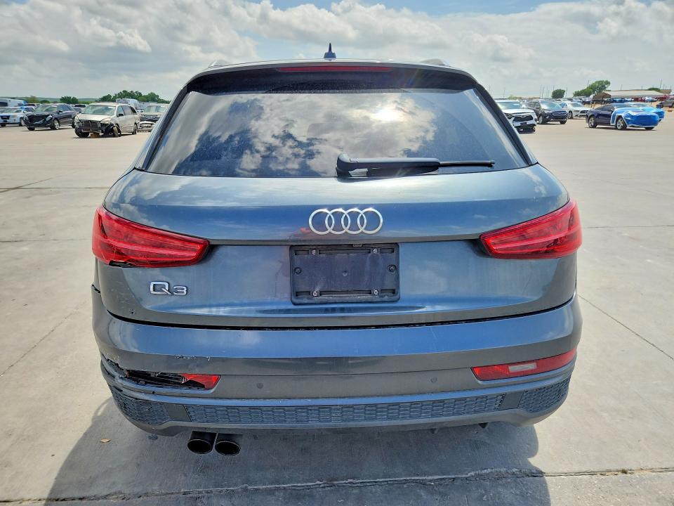 Продажа на аукционе авто 2018 Audi Q3, vin: WA1HCCFS0JR031020, номер лота: 49871576