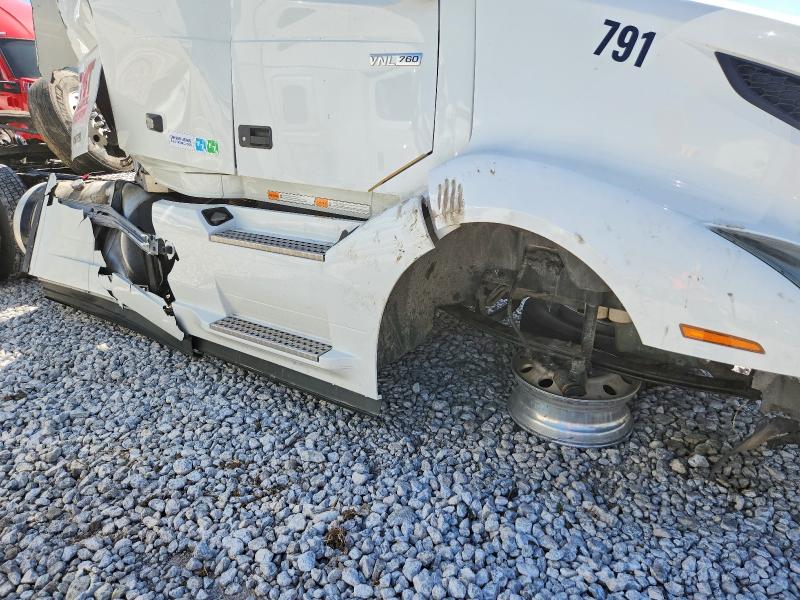 48802566 :رقم المزاد ، 4V4NC9EH3SN668790 vin ، 2025 Volvo Vnl مزاد بيع