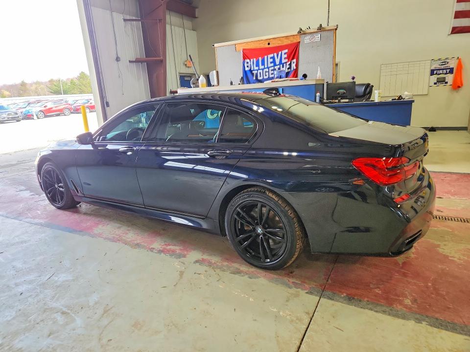 2017 Bmw 750 მანქანა იყიდება აუქციონზე, vin: WBA7F2C58HG422064, აუქციონის ნომერი: 49186586