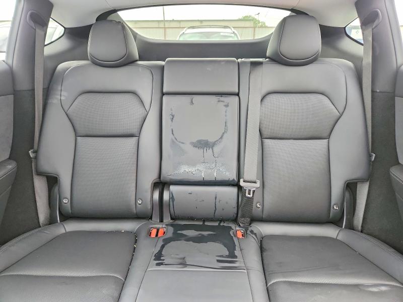 Продажа на аукционе авто 2026 Tesla Model Y, vin: 7SAYGDEE2TA415076, номер лота: 48287236