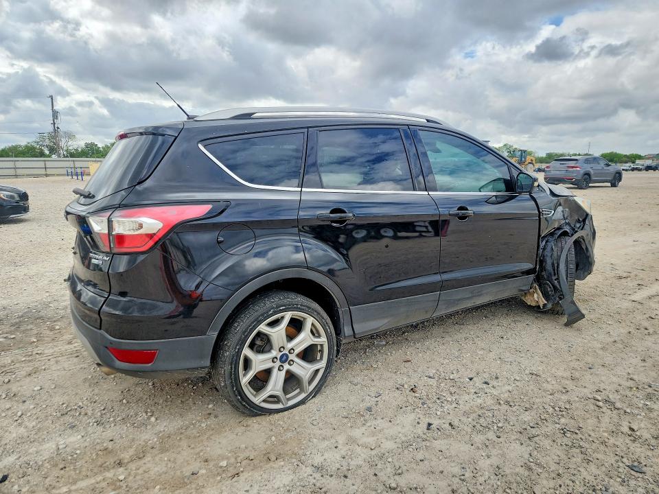 Продаж на аукціоні авто 2017 Ford Escape, vin: 1FMCU9JD7HUE93814, номер лоту: 49452846