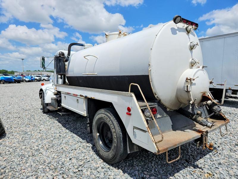 2002 Peterbilt 330 მანქანა იყიდება აუქციონზე, vin: 2NPNHD7X72M556314, აუქციონის ნომერი: 78335975