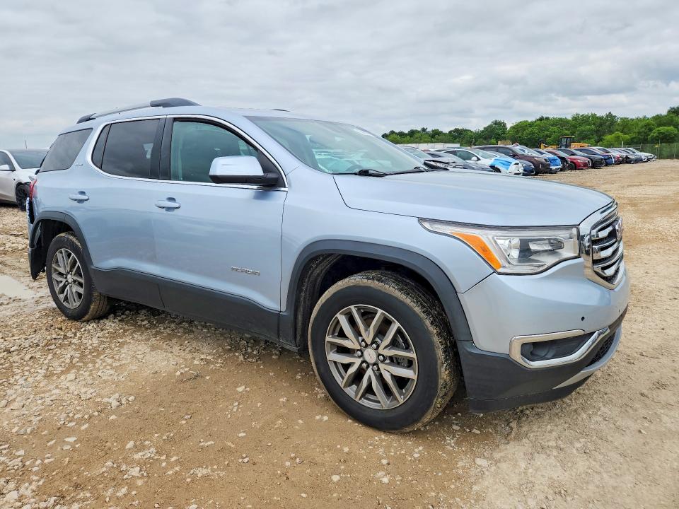 50690586 :رقم المزاد ، 1GKKNLLS2HZ298068 vin ، 2017 Gmc Acadia مزاد بيع