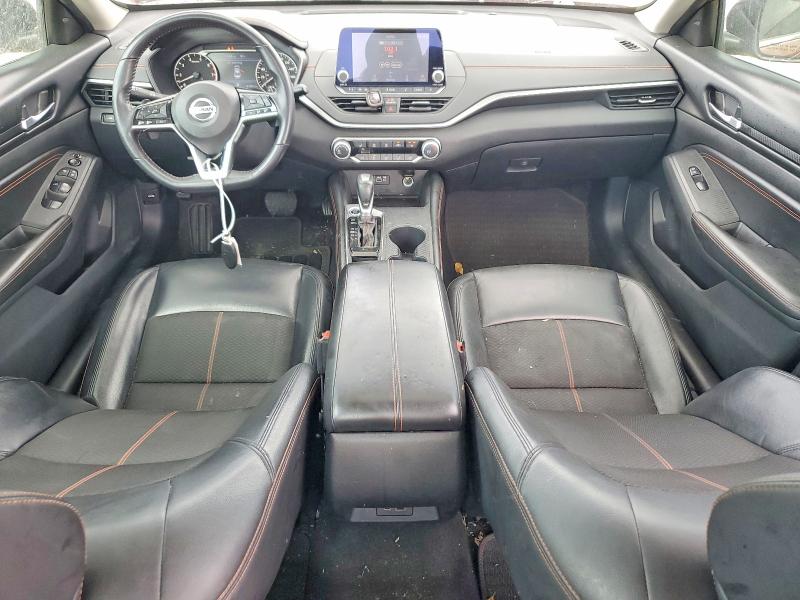 48692996 :رقم المزاد ، 1N4AL4CV5MN302117 vin ، 2021 Nissan Altima مزاد بيع