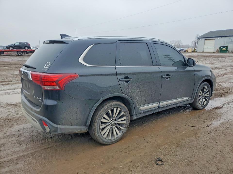 Продаж на аукціоні авто 2019 Mitsubishi Outlander, vin: JA4AZ3A31KJ000830, номер лоту: 47661646