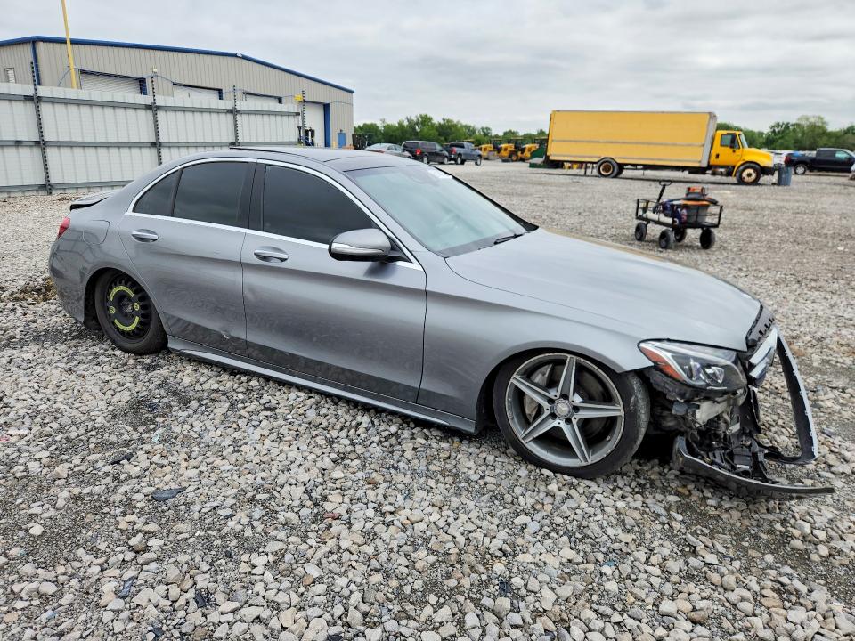51486736 :رقم المزاد ، 55SWF6GB2FU041211 vin ، 2015 Mercedes-benz C مزاد بيع