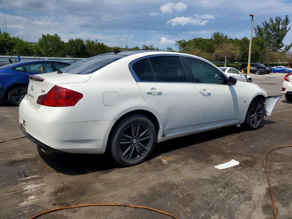 Продажа на аукционе авто 2015 Infiniti Q40, vin: JN1CV6AR0FM522811, номер лота: 51470756