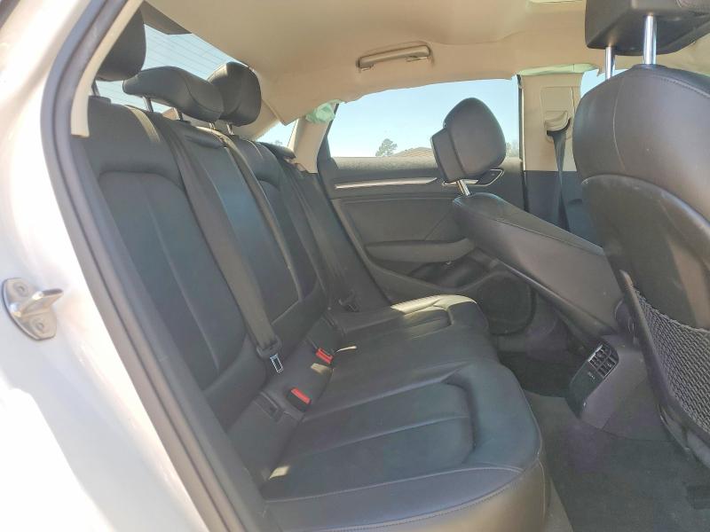Продажа на аукционе авто 2016 Audi A3, vin: WAUA7GFF5G1112492, номер лота: 48691576