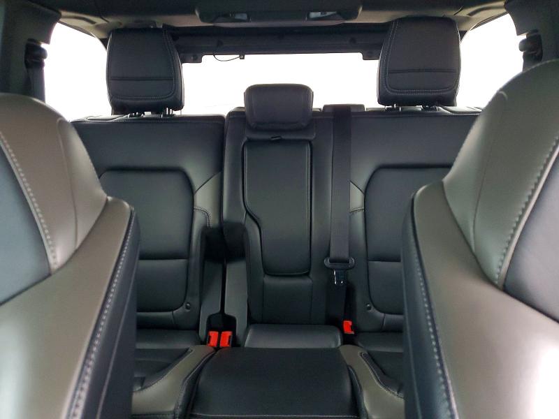 Продаж на аукціоні авто 2025 Ford Bronco, vin: 1FMDE8BH1SLA75033, номер лоту: 51677726