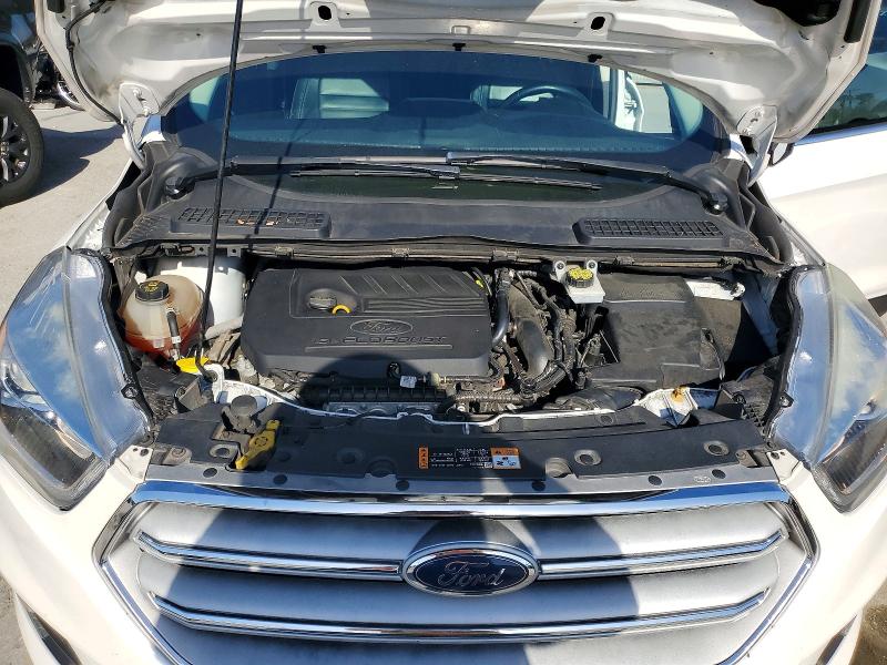 49952586 :رقم المزاد ، 1FMCU0HD8JUB79838 vin ، 2018 Ford Escape مزاد بيع