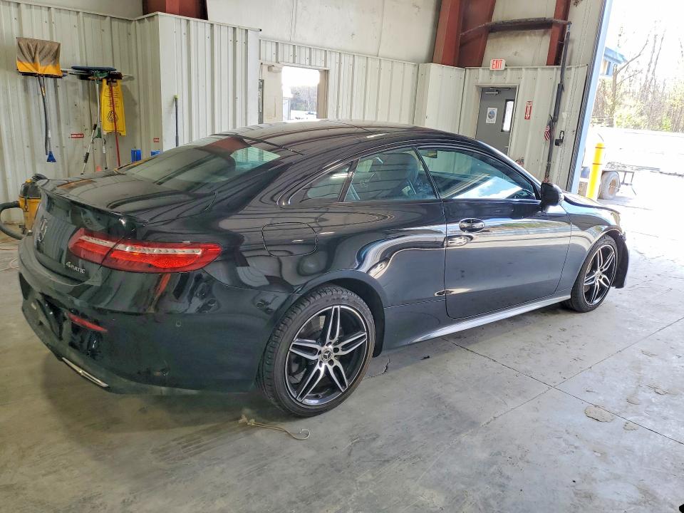 51816426 :رقم المزاد ، W1K1J6JBXLF141315 vin ، 2020 Mercedes-benz E مزاد بيع