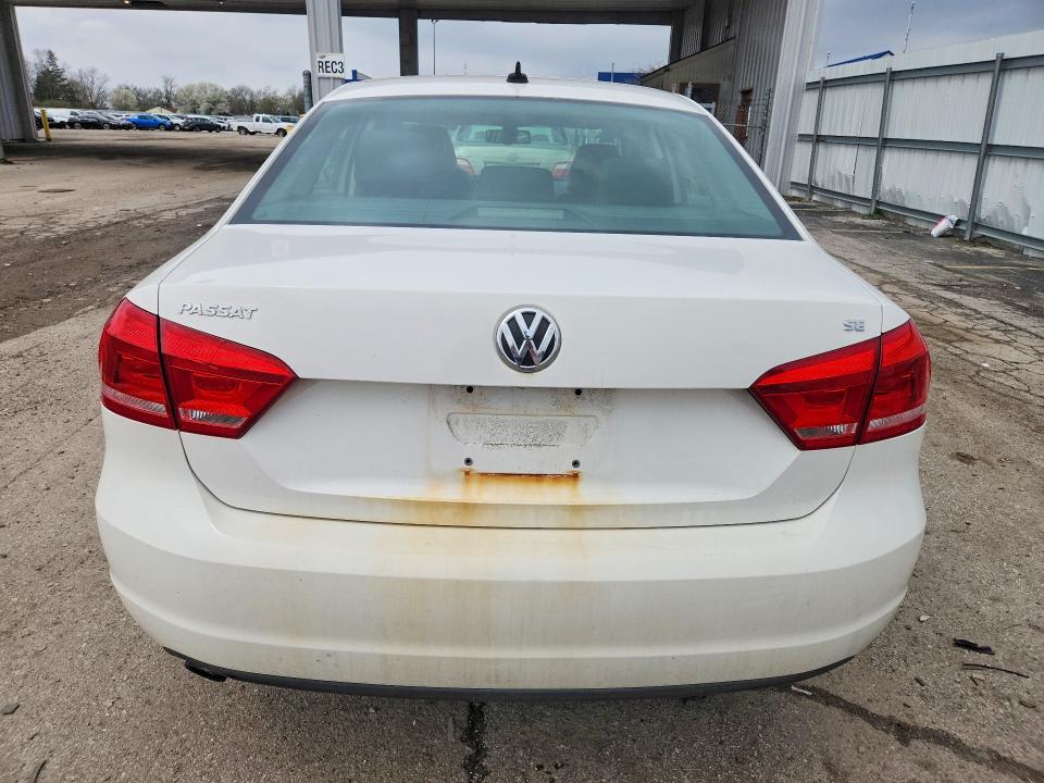 48401696 :رقم المزاد ، 1VWBP7A35CC011775 vin ، 2012 Volkswagen Passat مزاد بيع