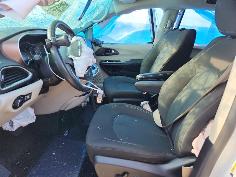 47318926 :رقم المزاد ، 2C4RC1CG4NR203791 vin ، 2022 Chrysler Voyager مزاد بيع