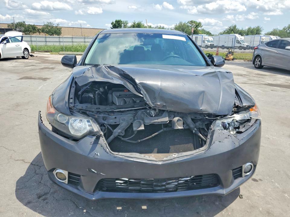 51252146 :رقم المزاد ، JH4CU2F67BC010744 vin ، 2011 Acura Tsx مزاد بيع
