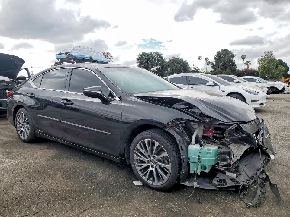 2020 Lexus Es მანქანა იყიდება აუქციონზე, vin: 58AD21B18LU009585, აუქციონის ნომერი: 50659036