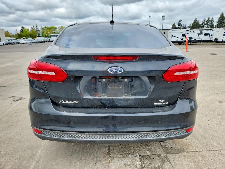 51366996 :رقم المزاد ، 1FADP3F29FL379813 vin ، 2015 Ford Focus مزاد بيع