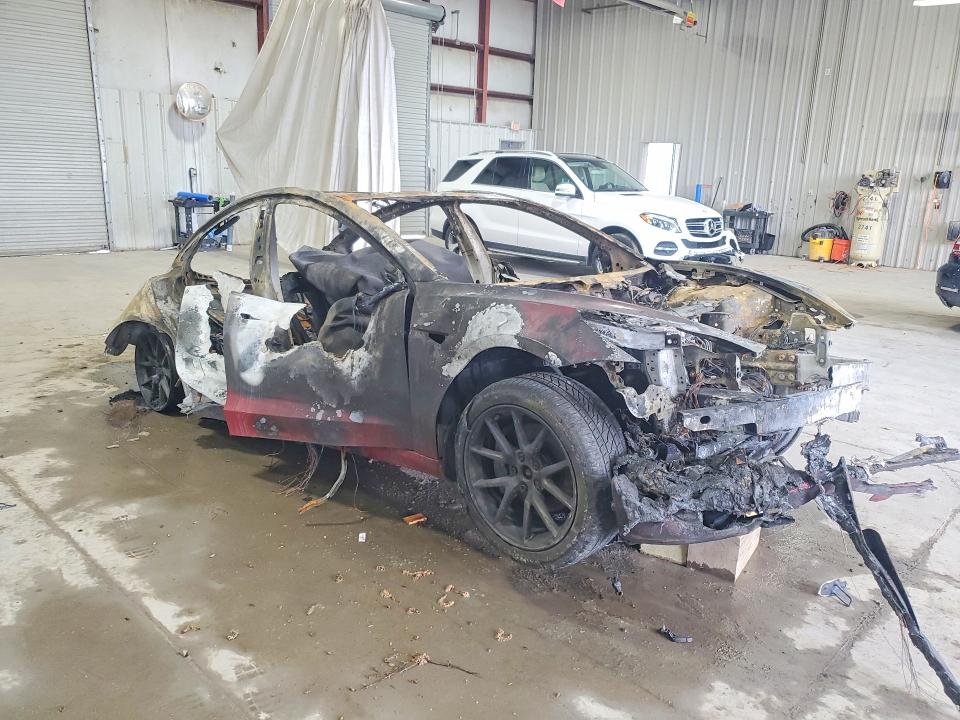2021 Tesla Model 3 მანქანა იყიდება აუქციონზე, vin: 5YJ3E1EB9MF019782, აუქციონის ნომერი: 49926156