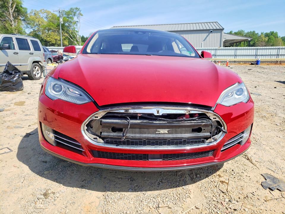 Продаж на аукціоні авто 2014 Tesla Model S, vin: 5YJSA1H2XEFP62536, номер лоту: 50173846