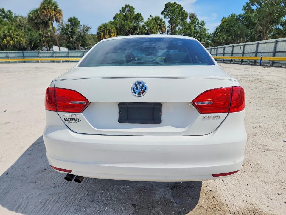 51945896 :رقم المزاد ، 3VWDZ7AJ1BM036834 vin ، 2011 Volkswagen Jetta مزاد بيع