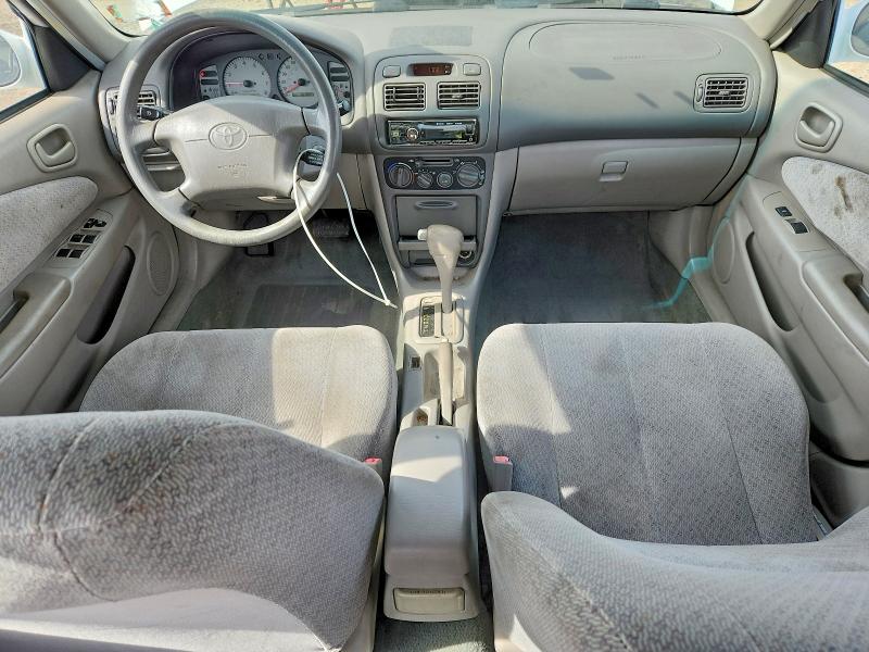 51098536 :رقم المزاد ، 1NXBR18E6YZ315843 vin ، 2000 Toyota Corolla مزاد بيع