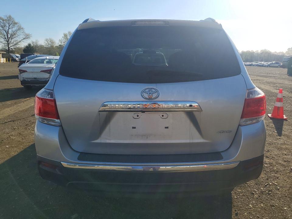 Продаж на аукціоні авто 2013 Toyota Highlander, vin: 5TDBK3EH6DS190554, номер лоту: 49941046