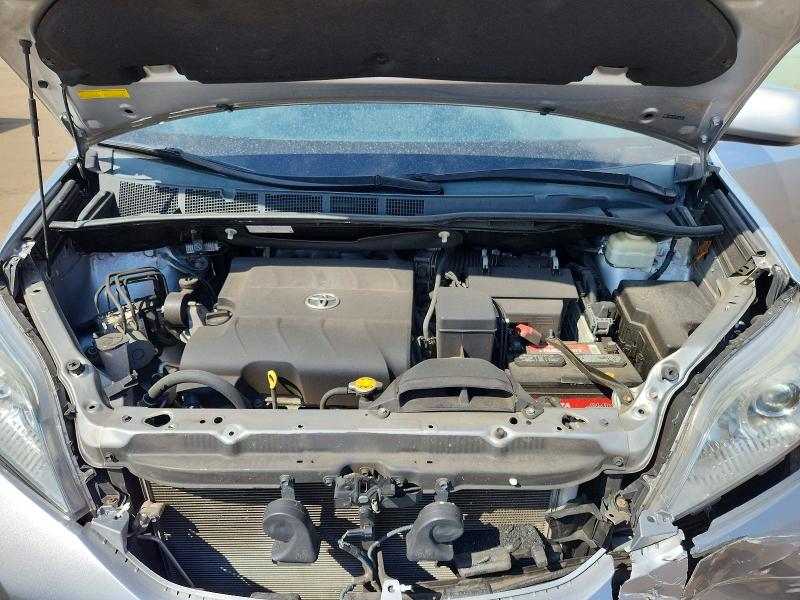 2015 Toyota Sienna მანქანა იყიდება აუქციონზე, vin: 5TDKK3DC3FS687361, აუქციონის ნომერი: 49920396