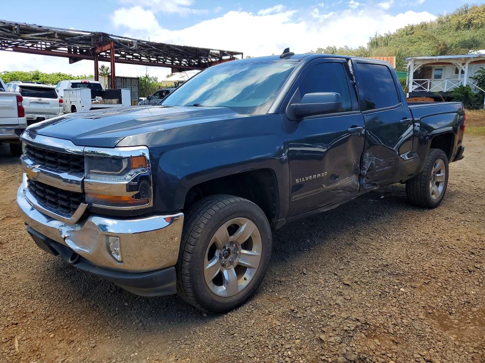 47137716 :رقم المزاد ، 3GCUKREC3JG220040 vin ، 2018 Chevrolet Silverado مزاد بيع