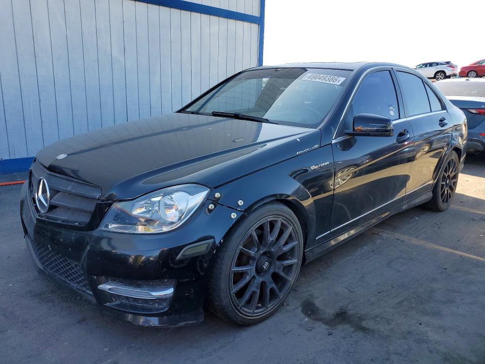 2013 Mercedes-benz C მანქანა იყიდება აუქციონზე, vin: WDDGF4HB2DR285172, აუქციონის ნომერი: 49049386
