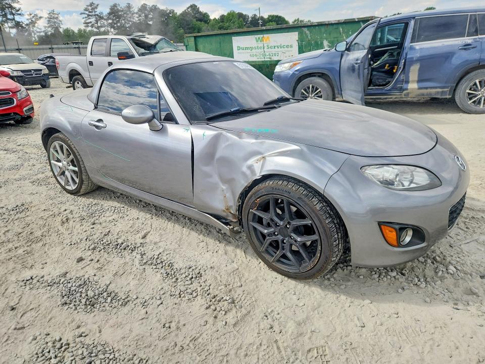 51264826 :رقم المزاد ، JM1NC2PF0B0215898 vin ، 2011 Mazda Mx-5 Miata مزاد بيع