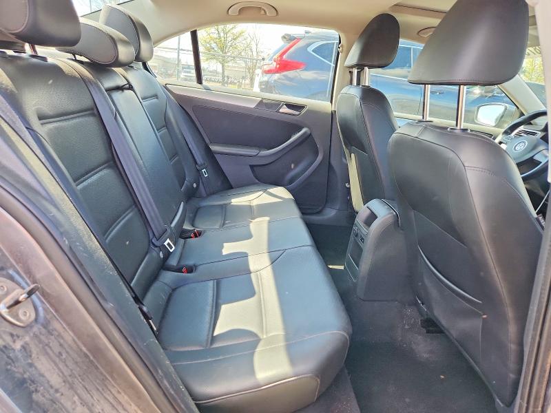 49875556 :رقم المزاد ، 3VWDP7AJ1DM433694 vin ، 2013 Volkswagen Jetta مزاد بيع