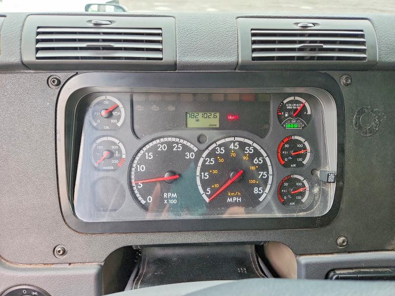 51113616 :رقم المزاد ، 1FUJGLDRXDLBX8153 vin ، 2013 Freightliner Cascadia مزاد بيع