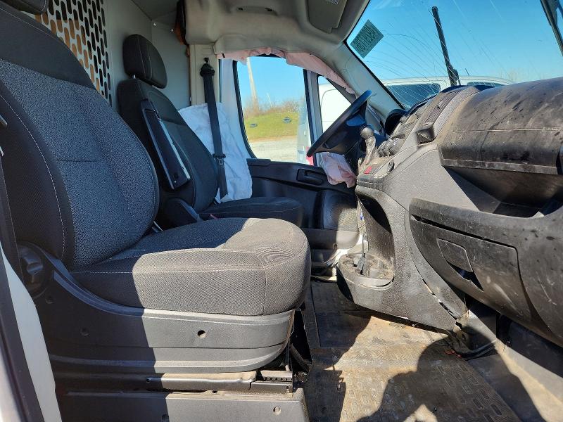 49297736 :رقم المزاد ، 3C6TRVBG0HE551629 vin ، 2017 Ram Promaster 1500 مزاد بيع