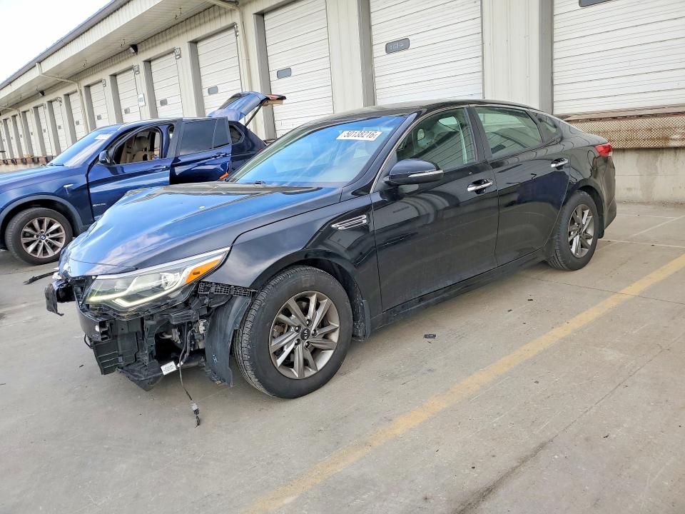 2019 Kia Optima მანქანა იყიდება აუქციონზე, vin: 5XXGT4L32KG325785, აუქციონის ნომერი: 50138216