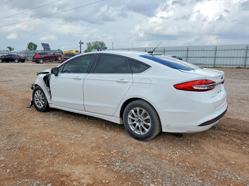 49513496 :رقم المزاد ، 3FA6P0G79HR175227 vin ، 2017 Ford Fusion مزاد بيع