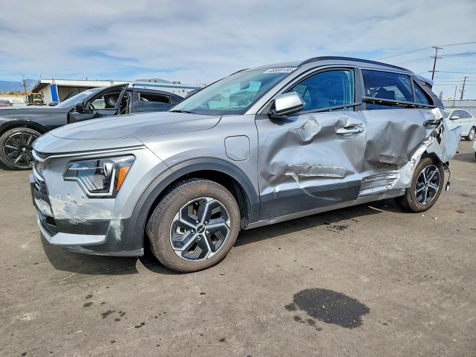 Auction sale of the 2025 Kia Niro Plug-in Hybrid, vin: KNDCS3LF6S5257047, lot number: 48869156