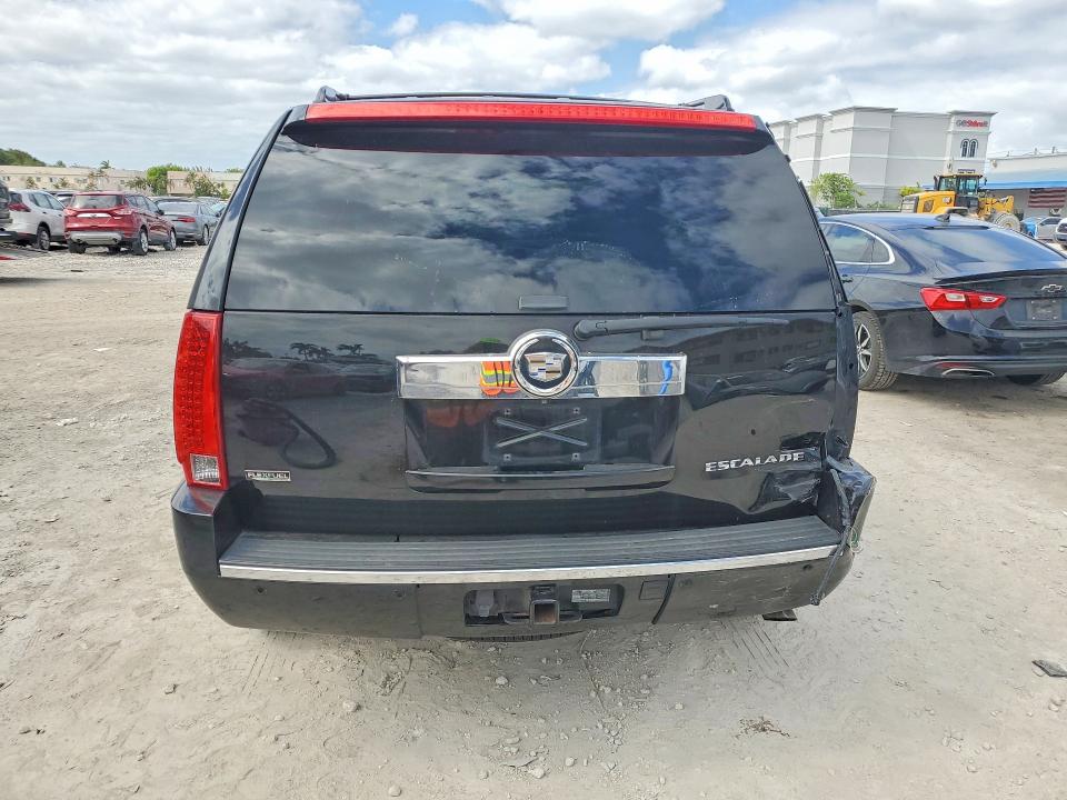 50105136 :رقم المزاد ، 1GYS4BEF5CR122952 vin ، 2012 Cadillac Escalade مزاد بيع