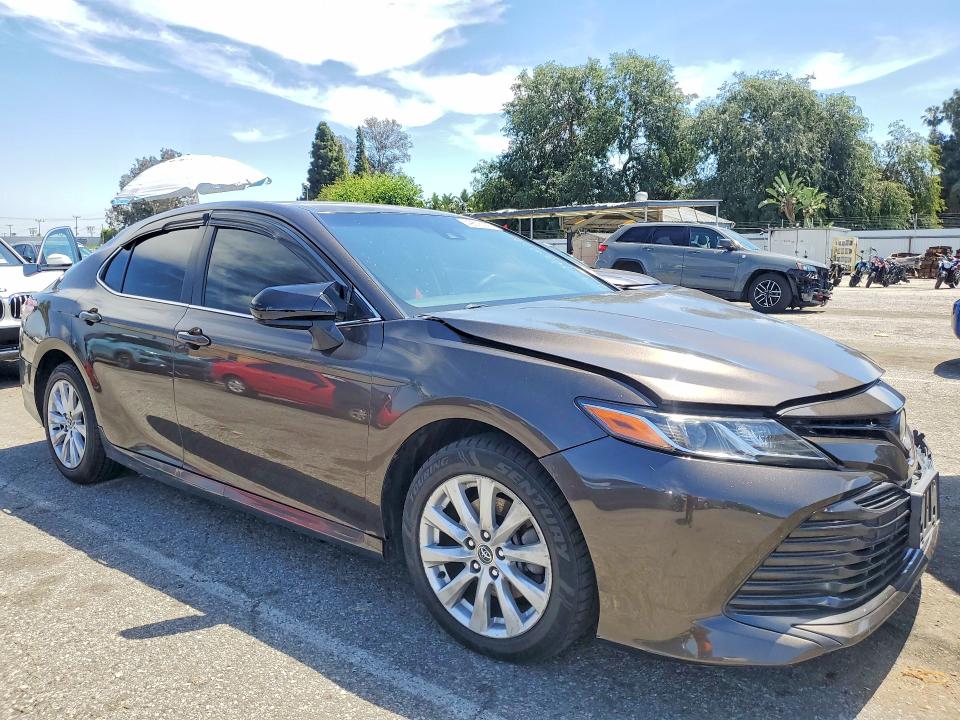 Aukcja sprzedaży 2018 Toyota Camry, vin: JTNB11HKXJ3033648, numer aukcji: 49516286