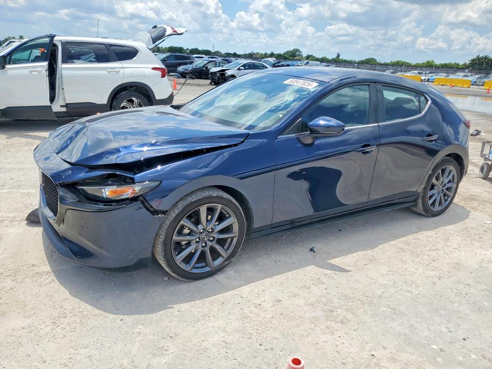 50847826 :رقم المزاد ، JM1BPALL2N1514711 vin ، 2022 Mazda 3 مزاد بيع