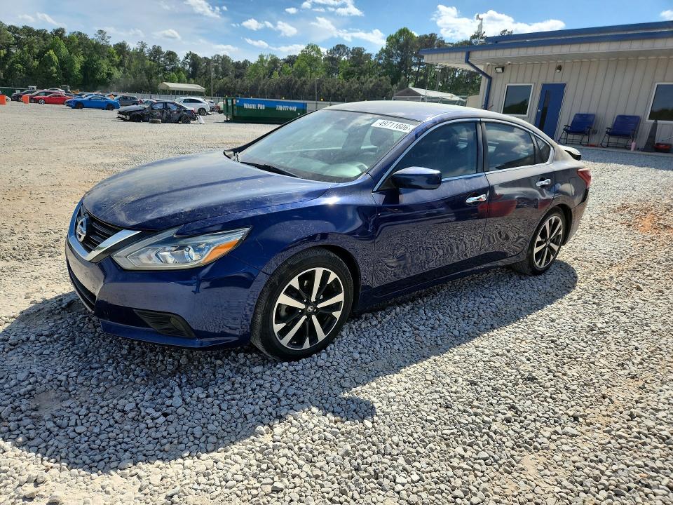 2018 Nissan Altima მანქანა იყიდება აუქციონზე, vin: 1N4AL3AP8JC110387, აუქციონის ნომერი: 49711606