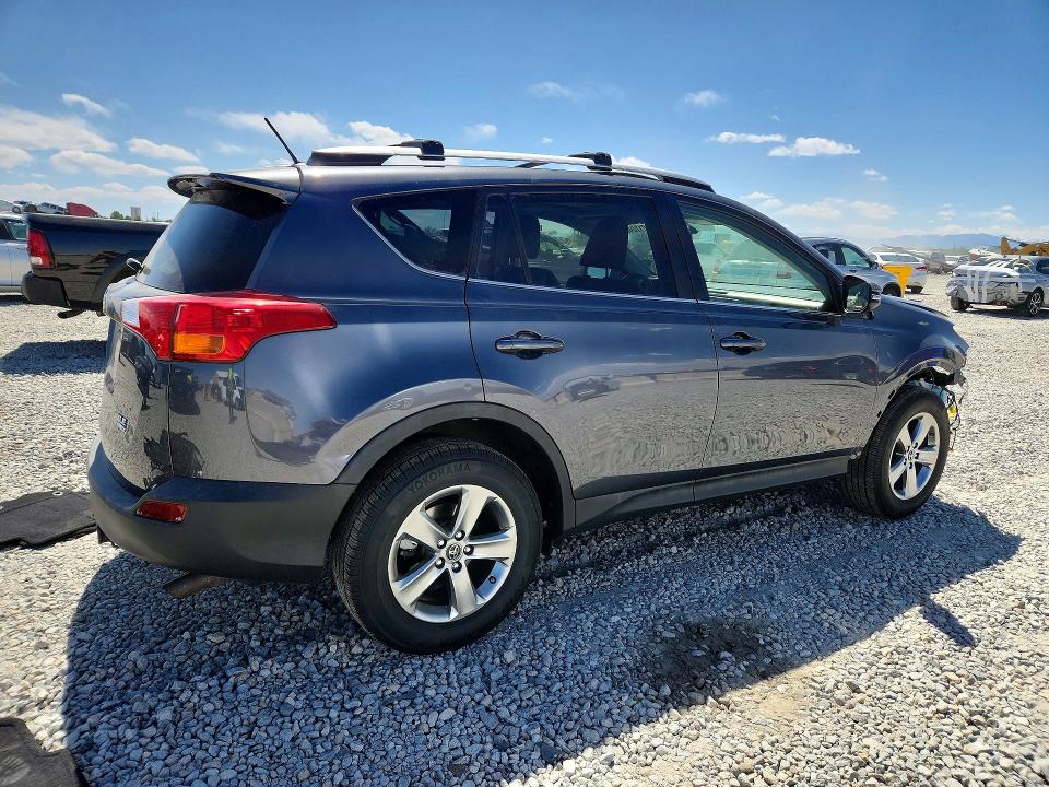 50110456 :رقم المزاد ، JTMRFREV7FD114108 vin ، 2015 Toyota Rav4 مزاد بيع