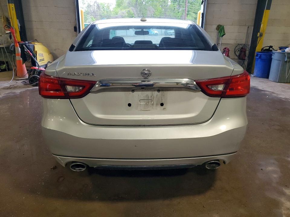 51148316 :رقم المزاد ، 1N4AA6AP5HC422037 vin ، 2017 Nissan Maxima مزاد بيع