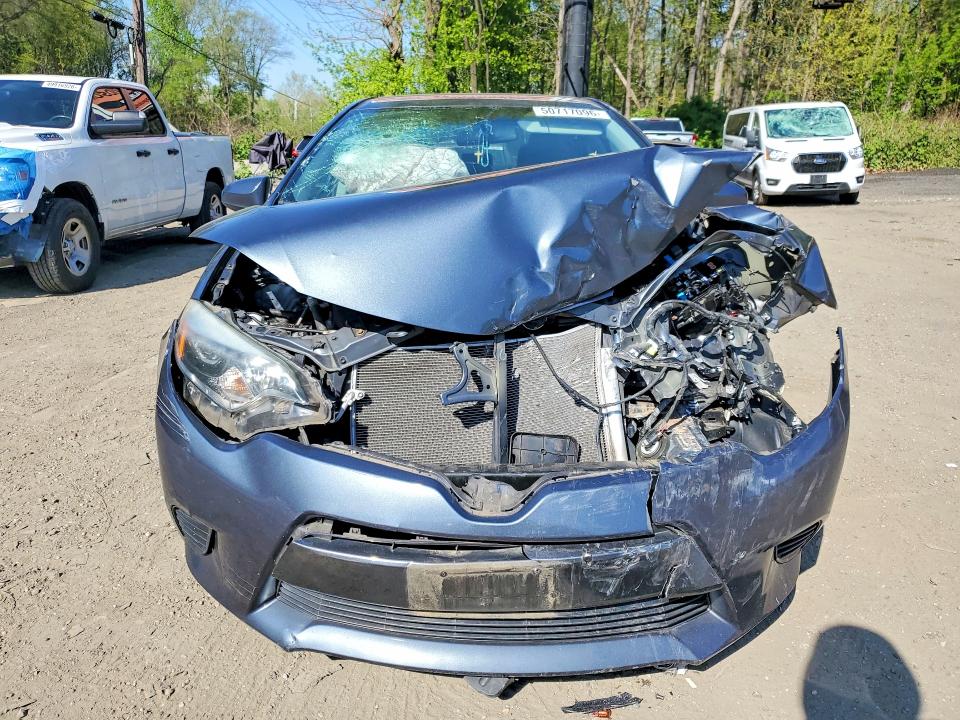 2015 Toyota Corolla მანქანა იყიდება აუქციონზე, vin: 2T1BURHE7FC364092, აუქციონის ნომერი: 50717096
