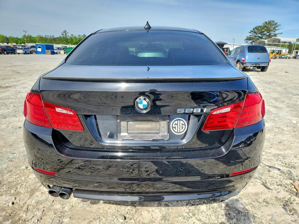 2011 Bmw 528 მანქანა იყიდება აუქციონზე, vin: WBAFR1C56BC260642, აუქციონის ნომერი: 51960206