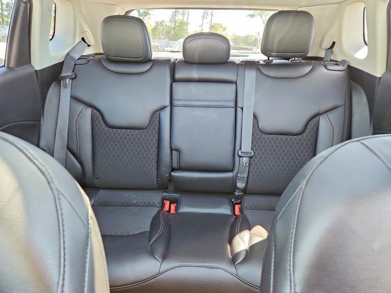 48189166 :رقم المزاد ، 3C4NJCBB8JT105716 vin ، 2018 Jeep Compass مزاد بيع