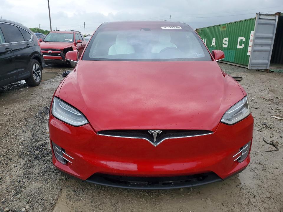 51629556 :رقم المزاد ، 5YJXCBE23GF004759 vin ، 2016 Tesla Model X مزاد بيع