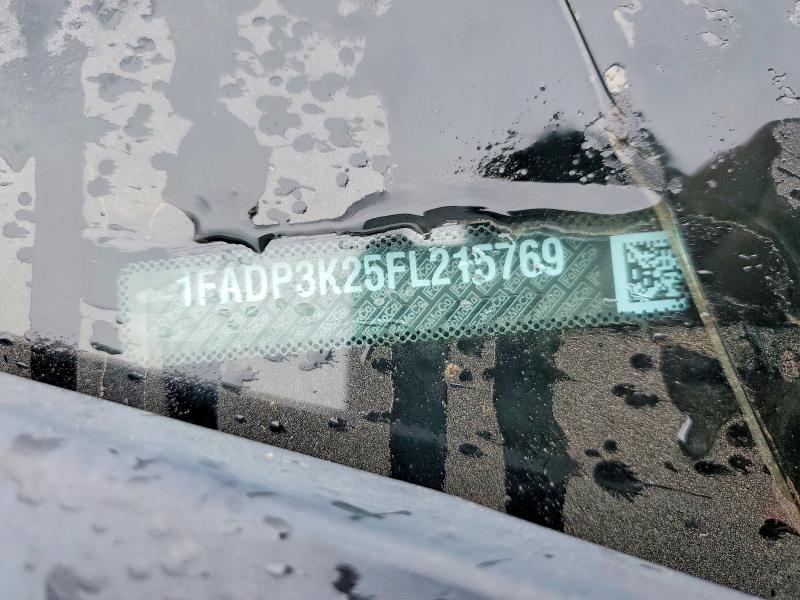51383096 :رقم المزاد ، 1FADP3K25FL215769 vin ، 2015 Ford Focus مزاد بيع